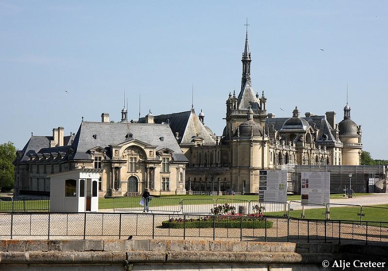Chateau Chantilly2.JPG