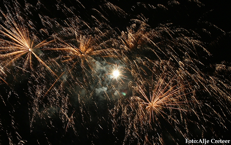 Vuurwerk Budel32.JPG