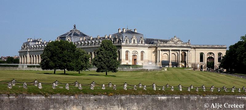 Chateau Chantilly3.JPG