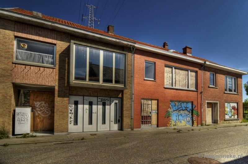 01.JPG - Verlaten dorp Doel 2012