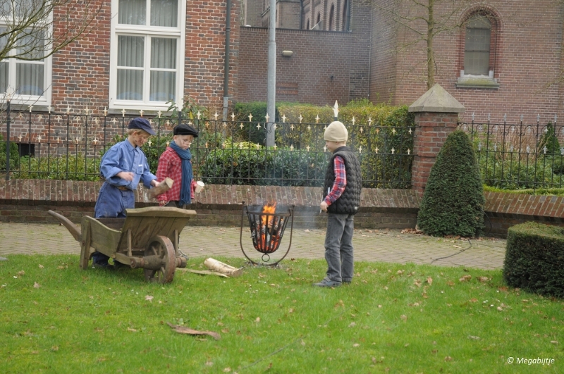 bddickensmieke37.JPG - Dickens Maarheeze 2015