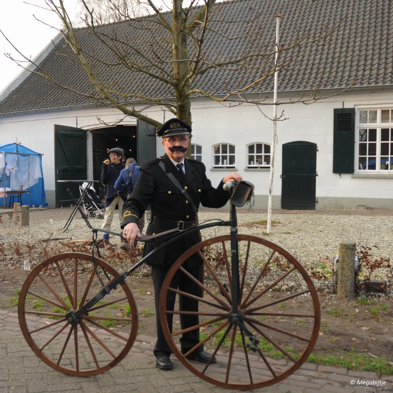 bddickensmieke69.JPG - Dickens Maarheeze 2015